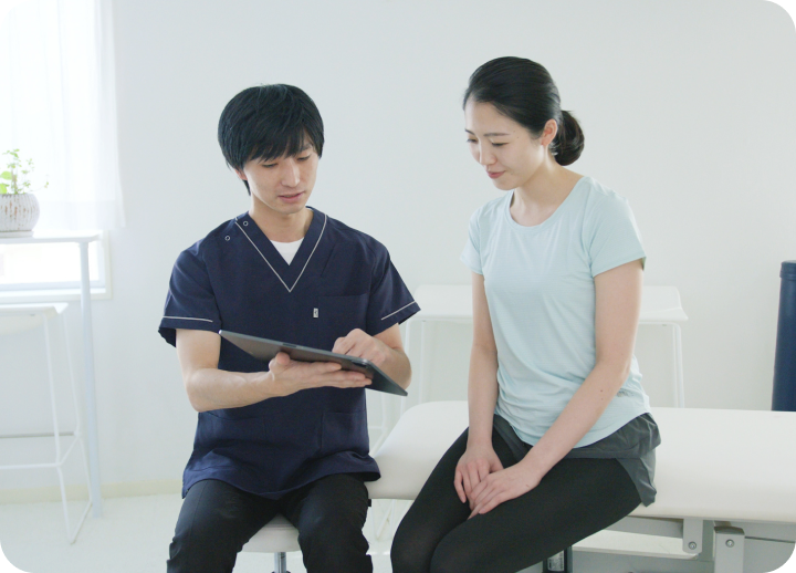 運動療法の重要性を説明